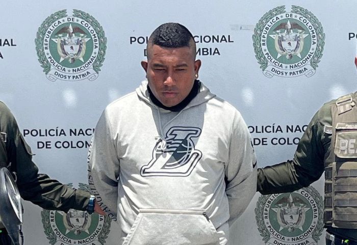 Policía capturó a dos delincuentes tras robo a una mujer en el Centro Histórico