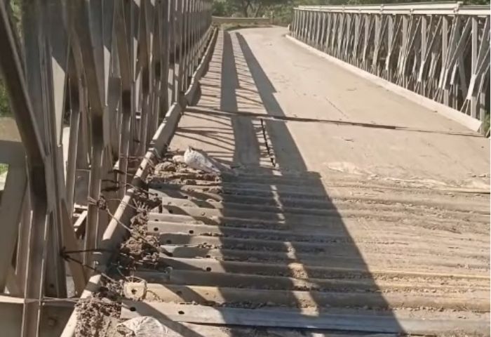 Puente de ´Aguas Negras´ está en riesgo de colapsar