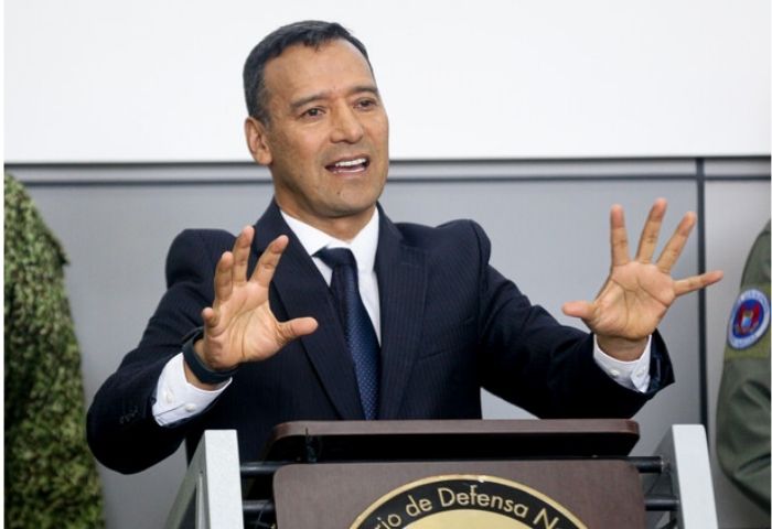MinDefensa asegura que alias 'Iván Mordisco' sigue vivo y delinquiendo