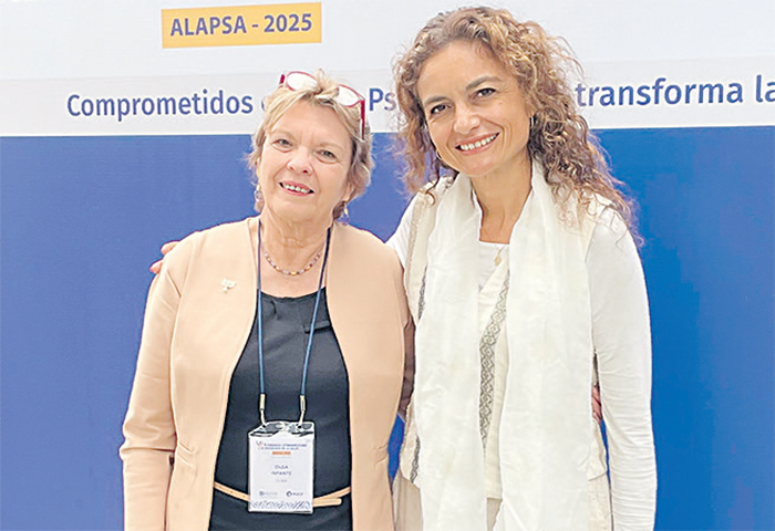 Decana Sergista participó en Congreso de Psicología