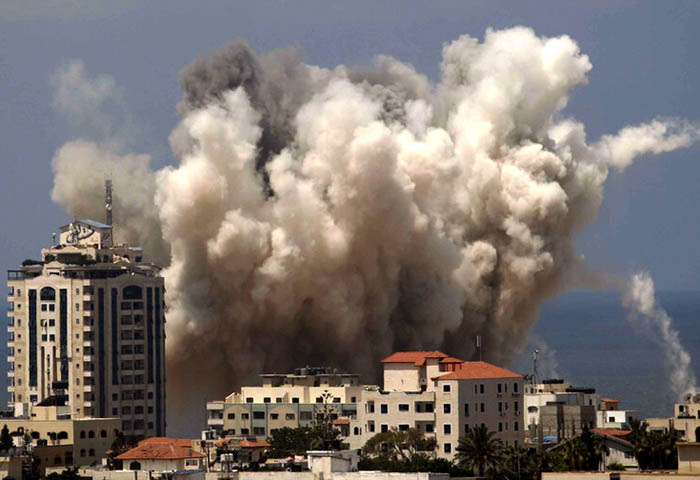 Trump anuncia que Israel aceptó términos para alto al fuego en 60 días
