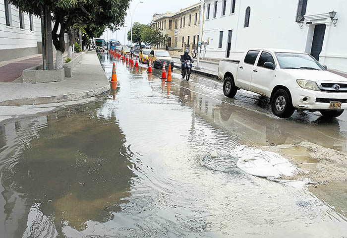 Alcaldía exige a la Essmar ´detener´ los ríos de aguas residuales en Santa Marta