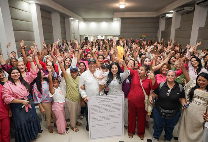 Noya firma compromiso por la vida y la dignidad de las mujeres del Magdalena