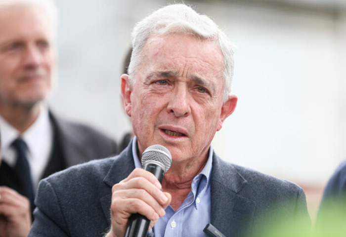 Uribe pide calma con alianzas mientras el partido busca cómo elegir candidato