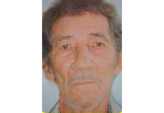 Adulto fue hallado sin vida en la Plaza del Centenario