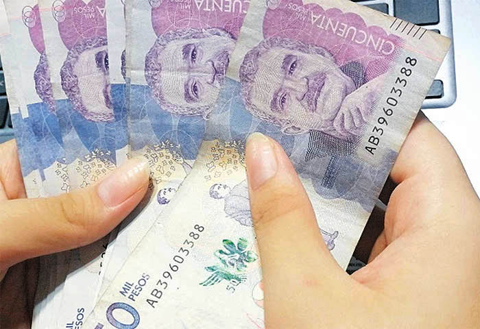 Esto subiría el pago de prima si aumento del salario mínimo 2026 es de 11%