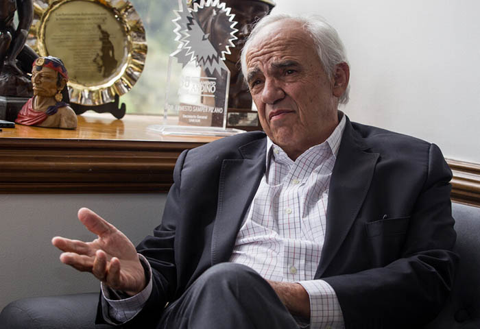Samper critica a Petro por recorte presupuestal para obras del Canal del Dique