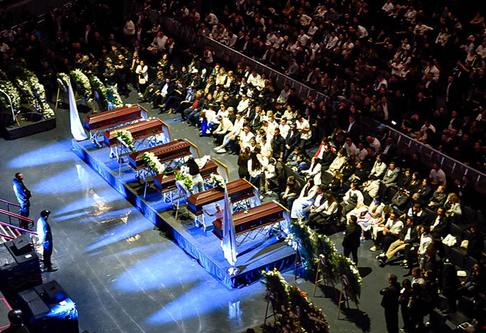El Movistar Arena se quedó chiquito para el homenaje a Yeison Jiménez