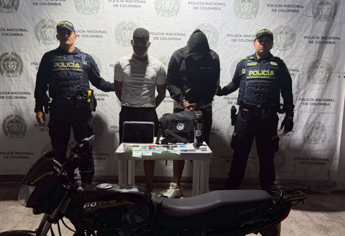 Capturados dos delincuentes luego de asaltar a comerciante