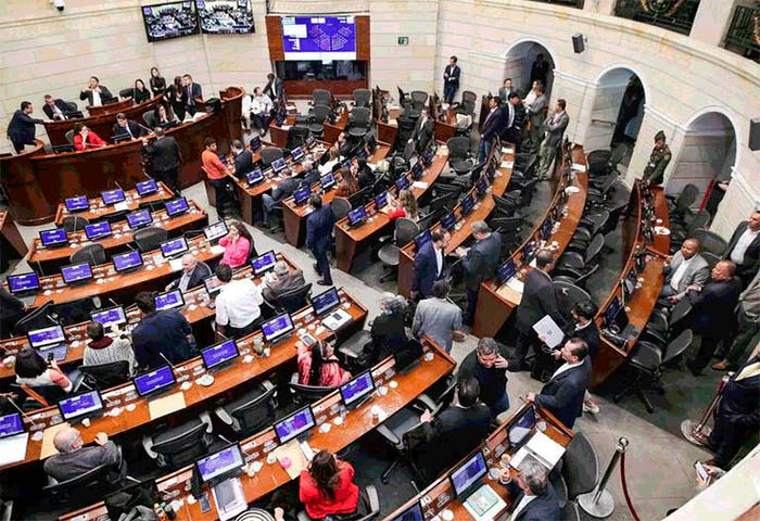 Senado alerta por falta de recursos para este 2026 tras aumento del salario mínimo y la inflación