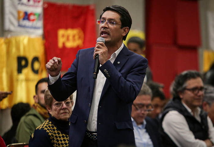 Camilo Romero renuncia a participar en la consulta de la izquierda