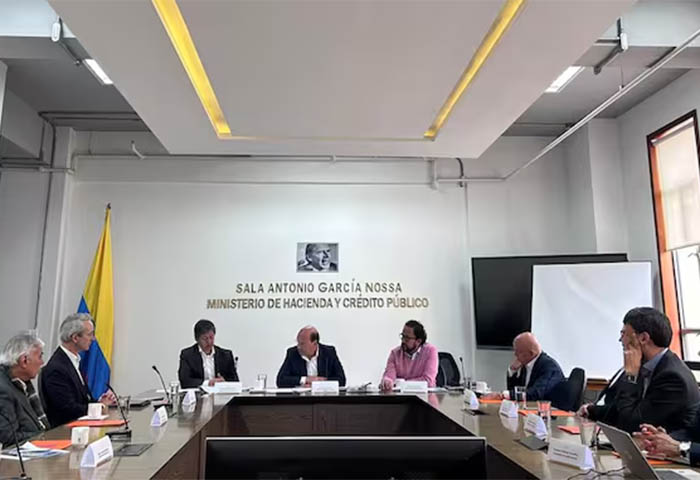 Banqueros revelaron contrapropuesta para evitar inversiones forzosas: alivios a afectados por lluvia