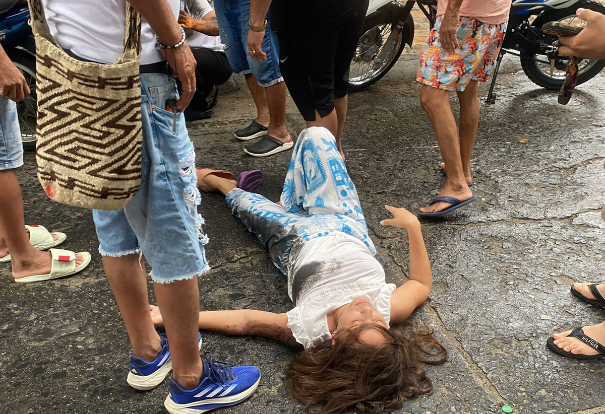 Dos mujeres y una menor heridas al estrellarse en moto
