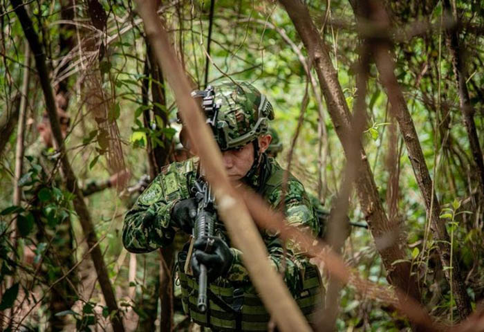 Un soldado muerto en combates entre Ejército y ´Los Pachencas´