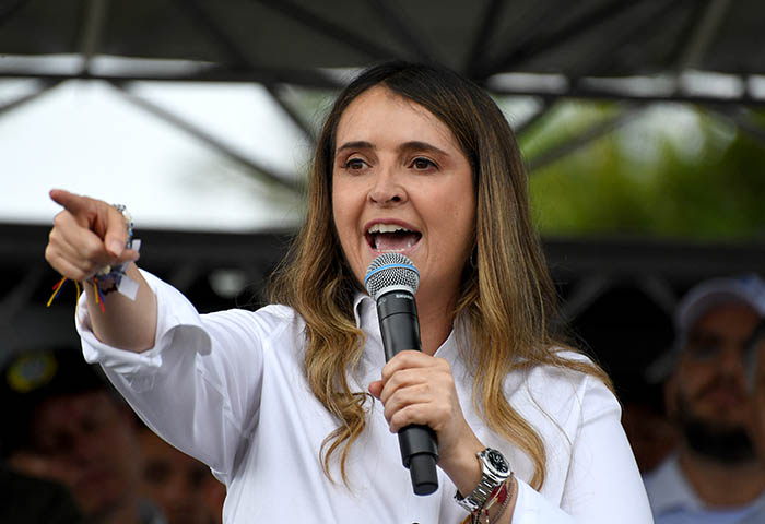 ¿Quién se va con Abelardo y quién con Paloma en Cambio Radical?