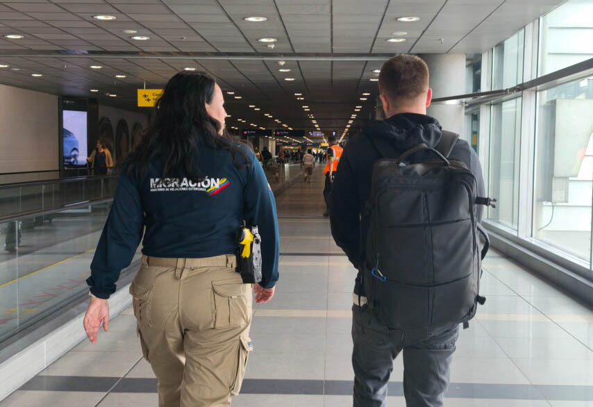 Migración inadmite a 5 extranjeros por fines de explotación sexual: van 70