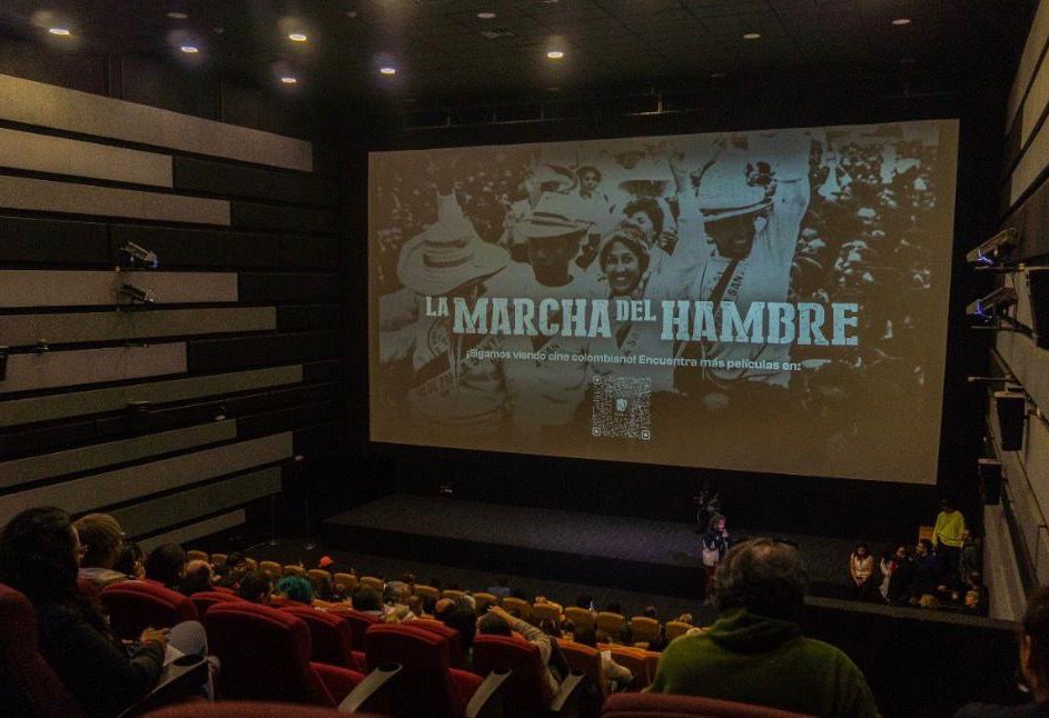 Con sala llena, se estrenó ‘La Marcha del Hambre’