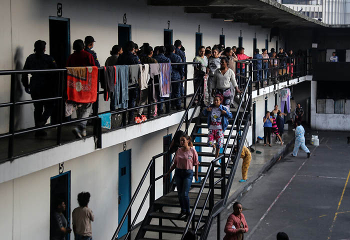Hacinamiento del 500 % y reclusiones de cinco años en celdas de paso