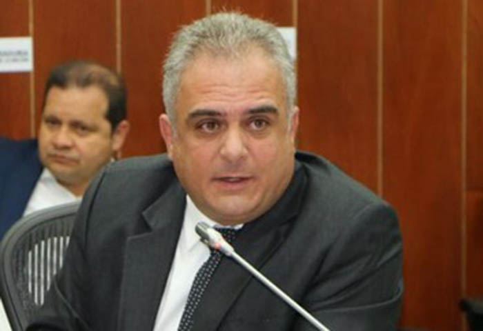 Corte Suprema condena al senador Jhon Moisés Besaile
