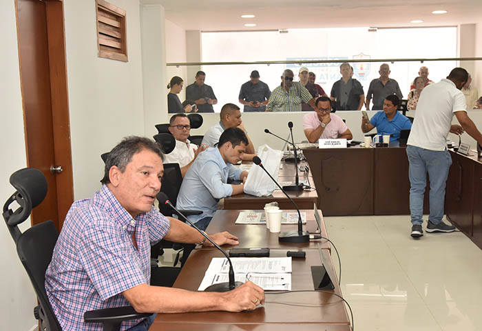 Concejo aprobó 3 proyectos presentados por el Alcalde