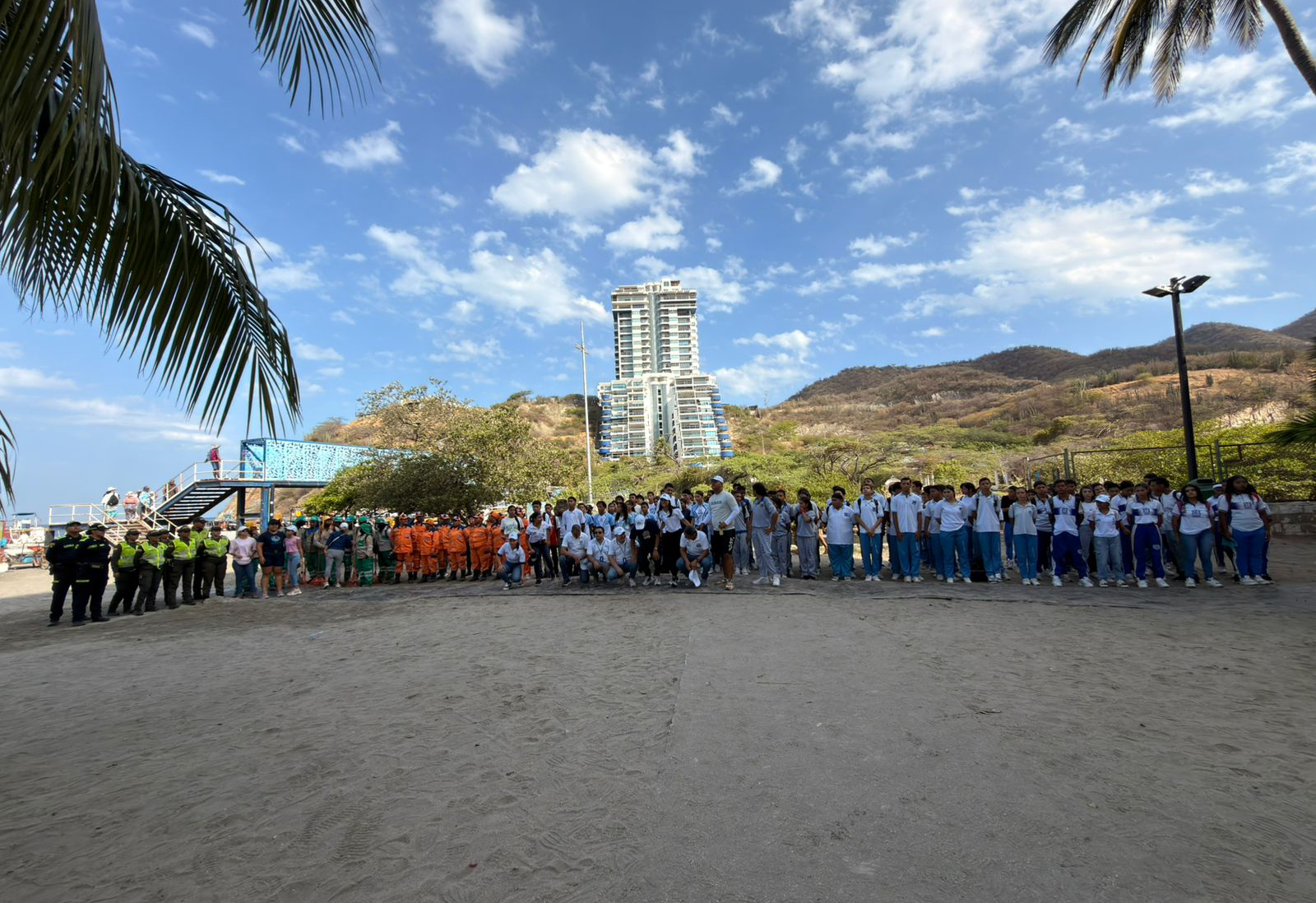 Se cumplió jornada de limpieza y aseo en la playa de El Rodadero