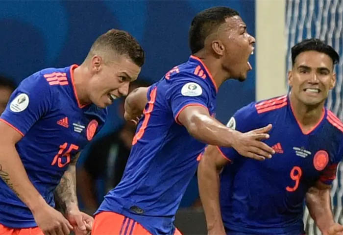 El futbolista colombiano que explotó por quedar fuera de prelista al Mundial: “No sabes un carajo”