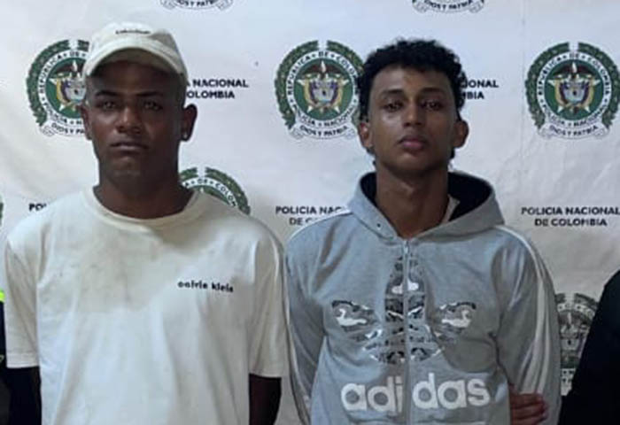 Cayeron ‘Moisés’ y ‘Alex’ tras presunto atraco en restaurante