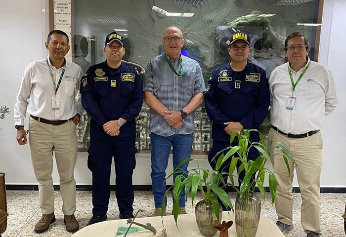 Analizan reactivar el comercio internacional con Venezuela