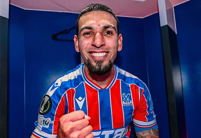 Daniel Muñoz, figura de la jornada en Inglaterra