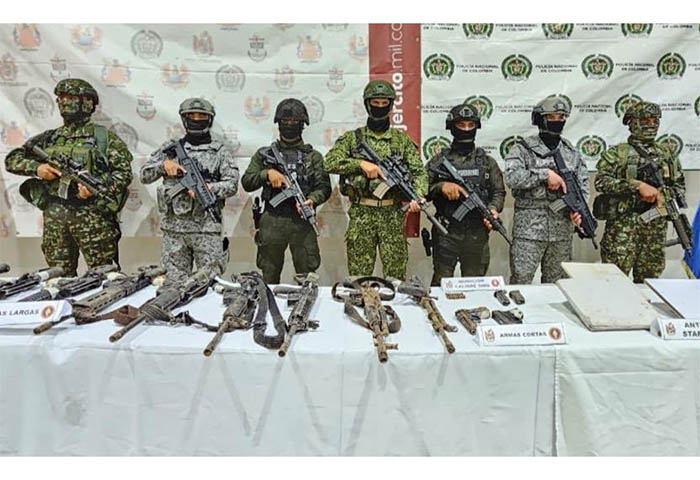 Bombardeo contra las disidencias en Guaviare: tres integrantes de la estructura de 'Mordisco' abatidos y un menor recuperado