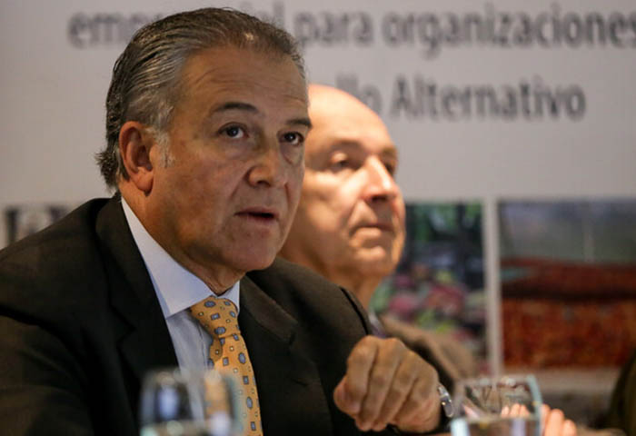 General (r) Naranjo insistió en que archivos de Raúl Reyes no fueron alterados: ¿información de Farc y Cepeda es cierta?