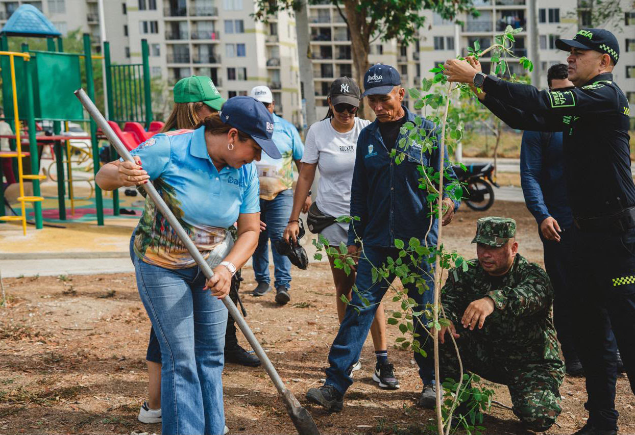 Jornada de arborización en la Reserva de Curinca