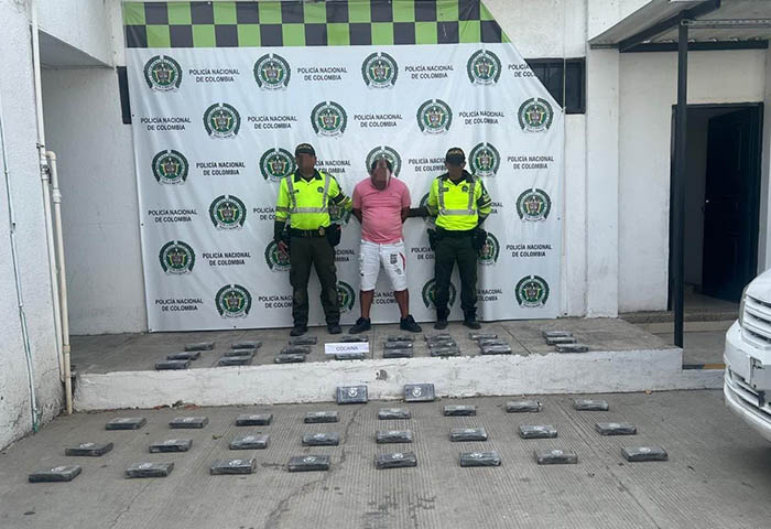 Policía frustró el transporte de 50 kilos de cocaína en la vía Santa Marta-Palomino